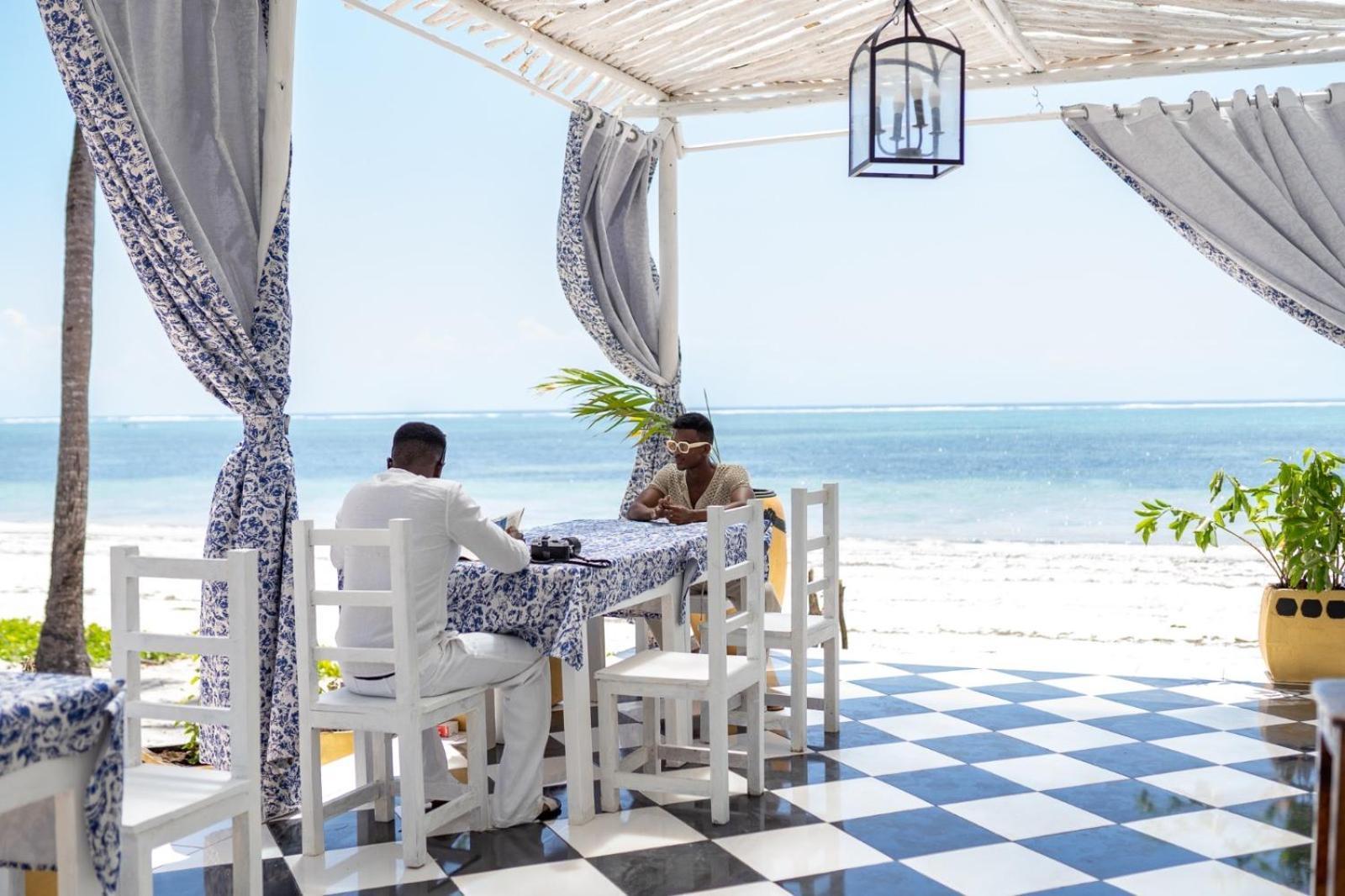 Pili Pili Orient Beach Resort Bwejuu Esterno foto